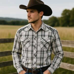 Machine Men’s Plaid Long Sleeve Shirt – Embroidered Western Style – Size M